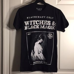 Blackcraft witches tee shirt. XS. Like new.